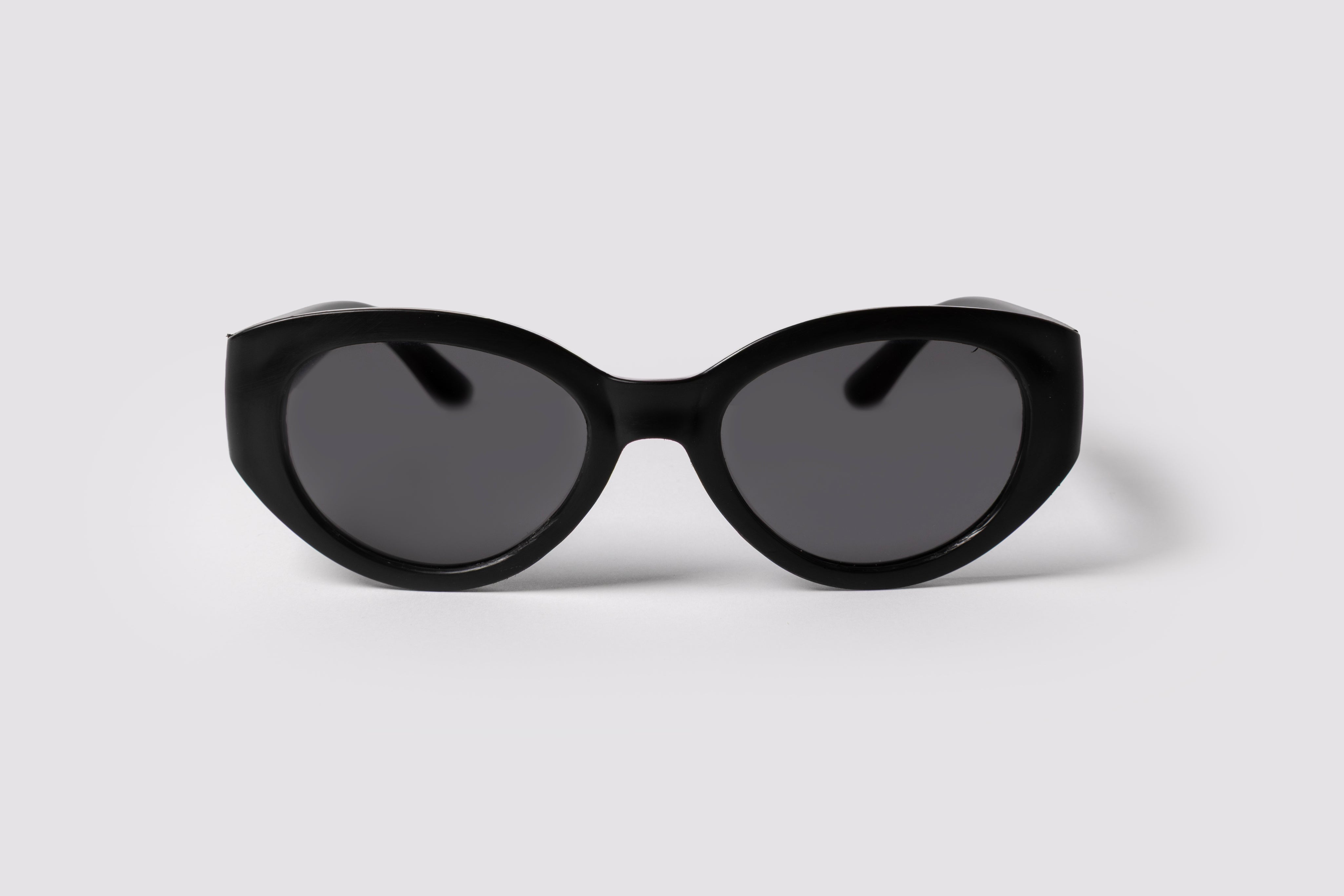 Luna Black