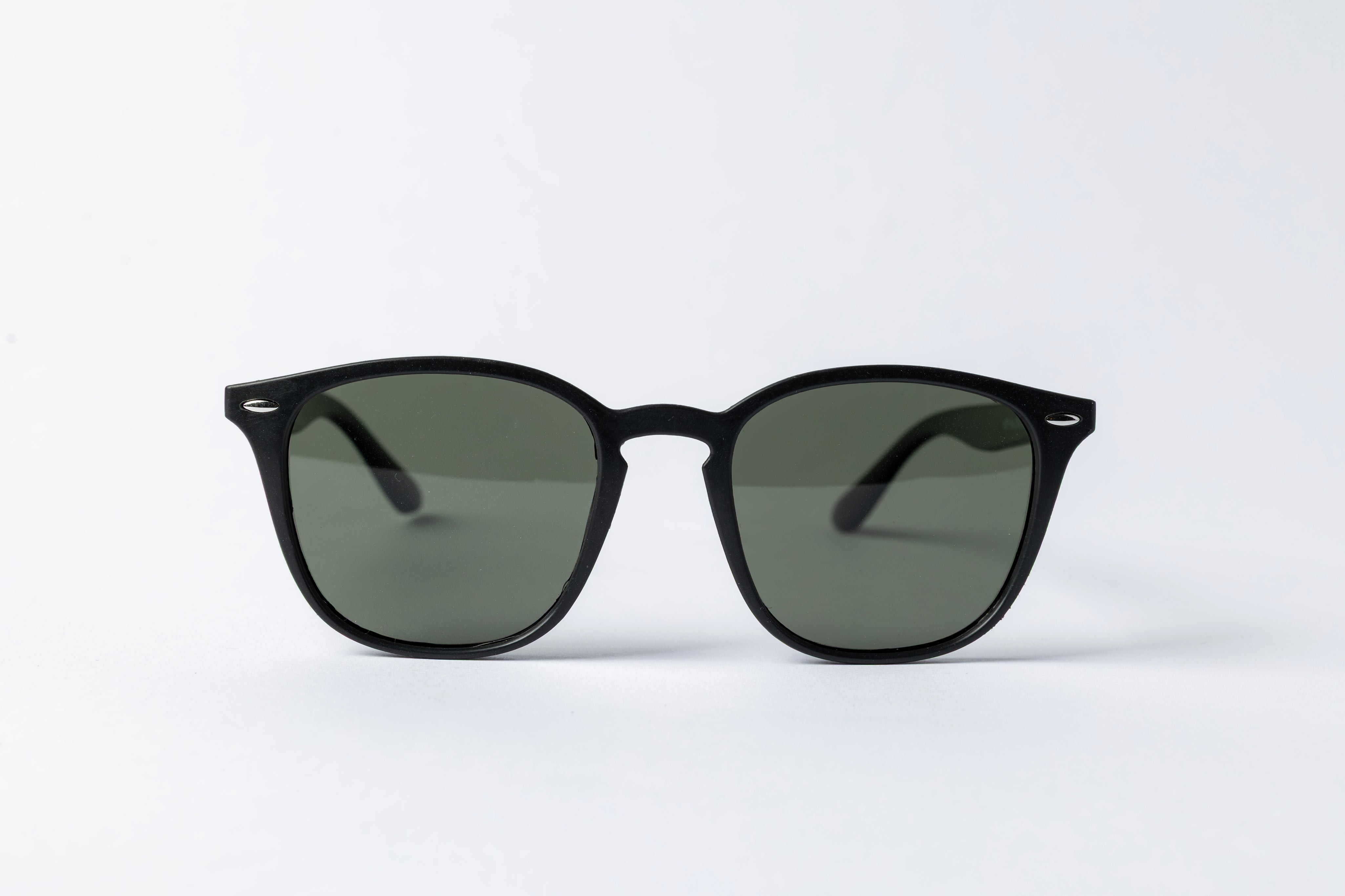 Black Naya Deep Green