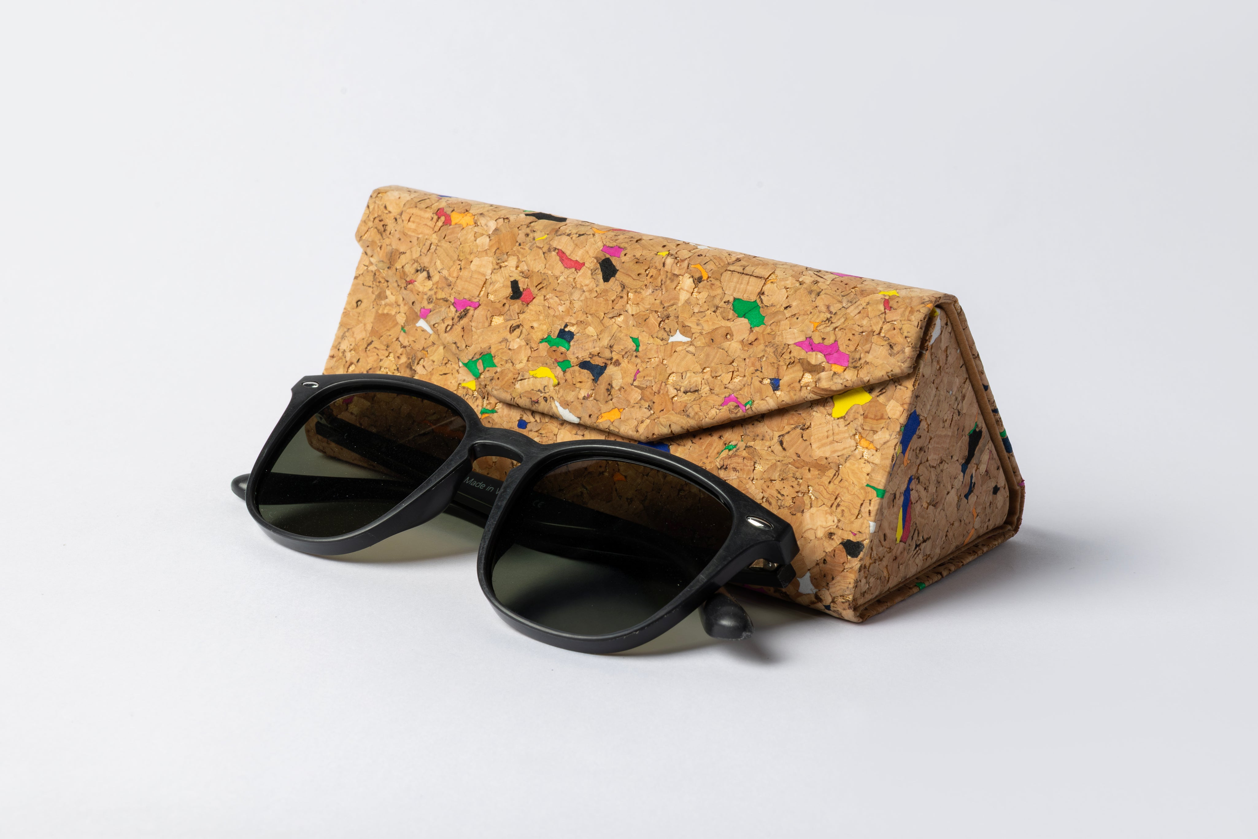 Black Naya Deep Green