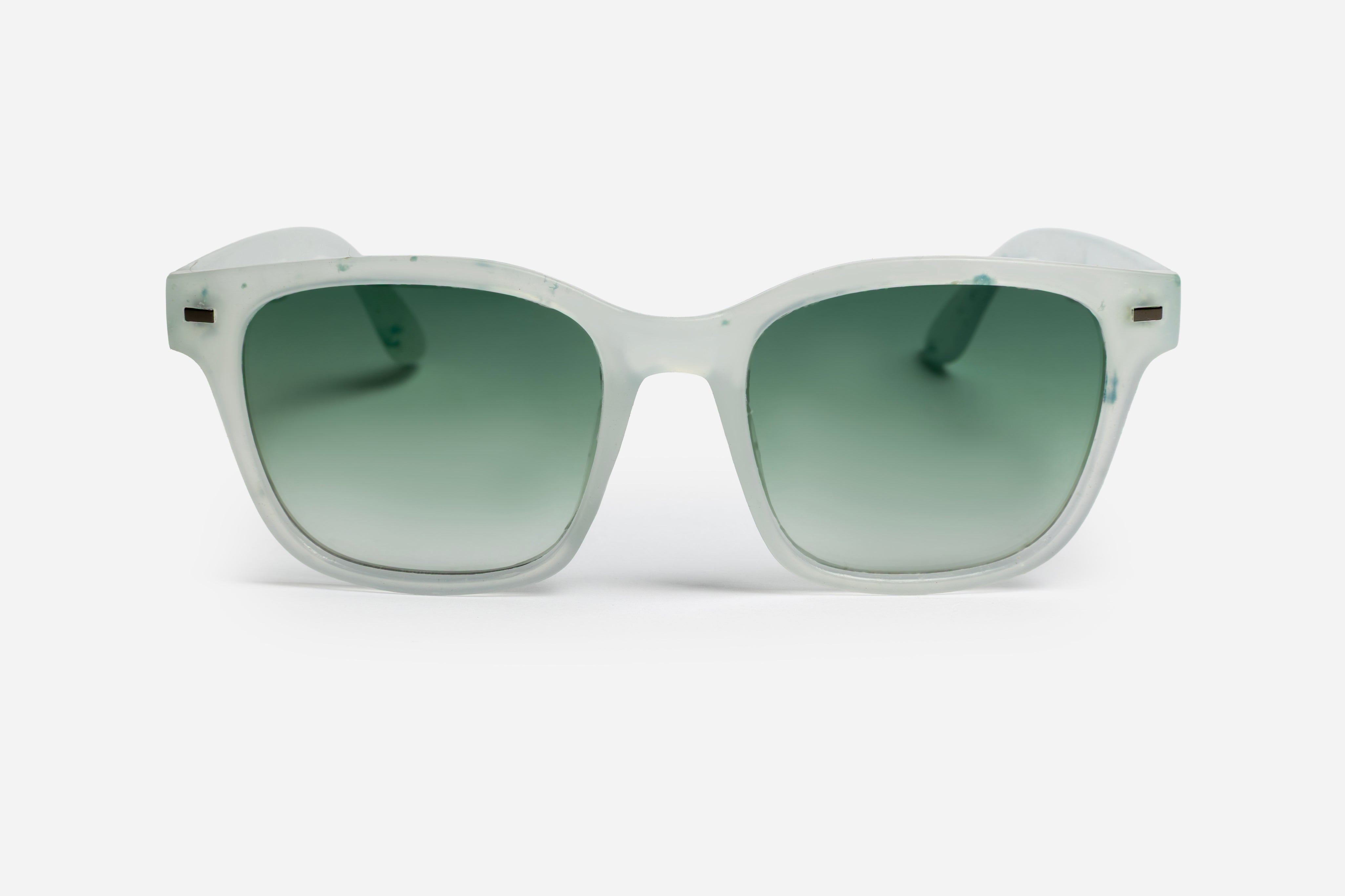 Gaia White Gradient Green