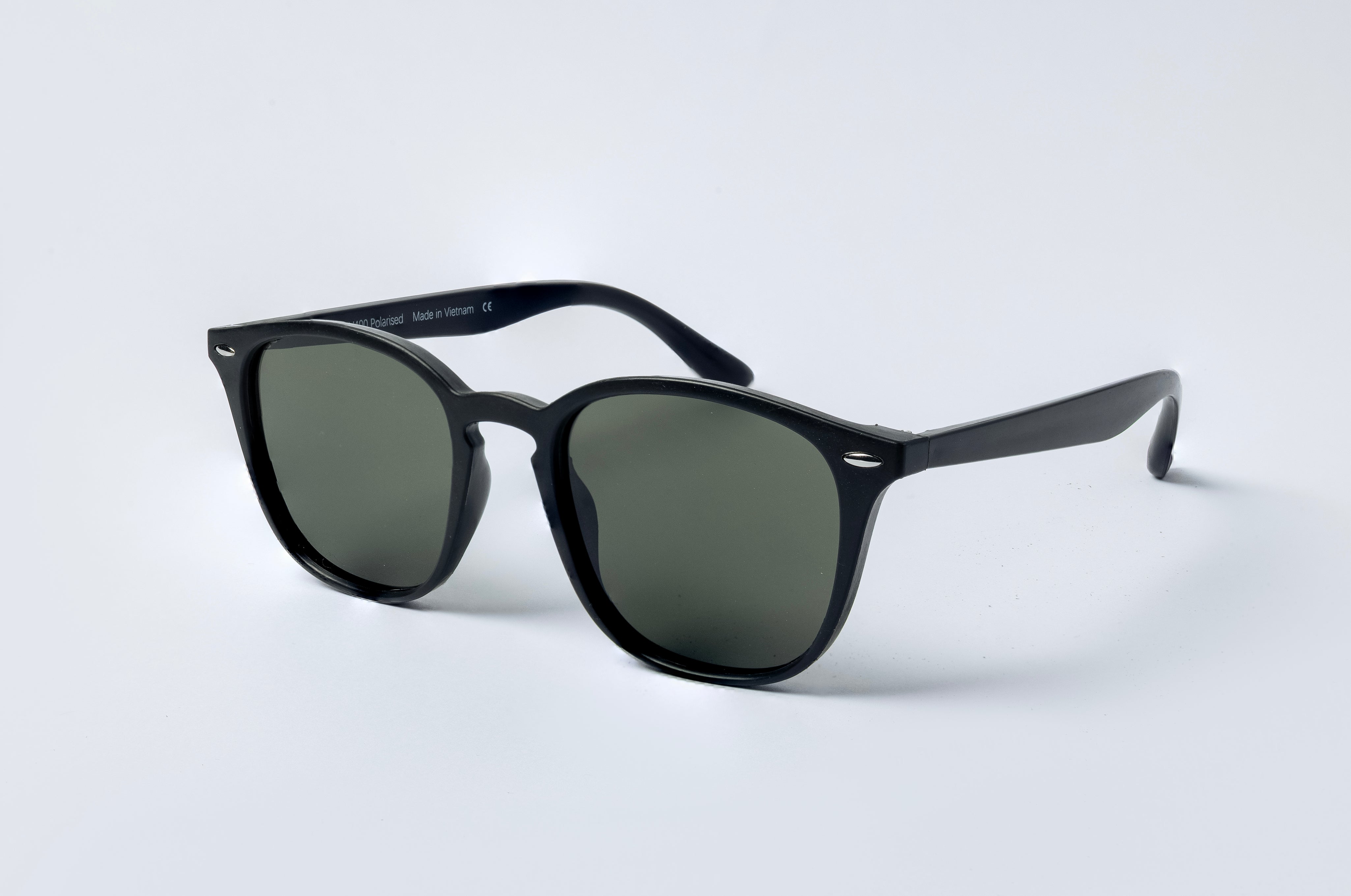 Black Naya Deep Green