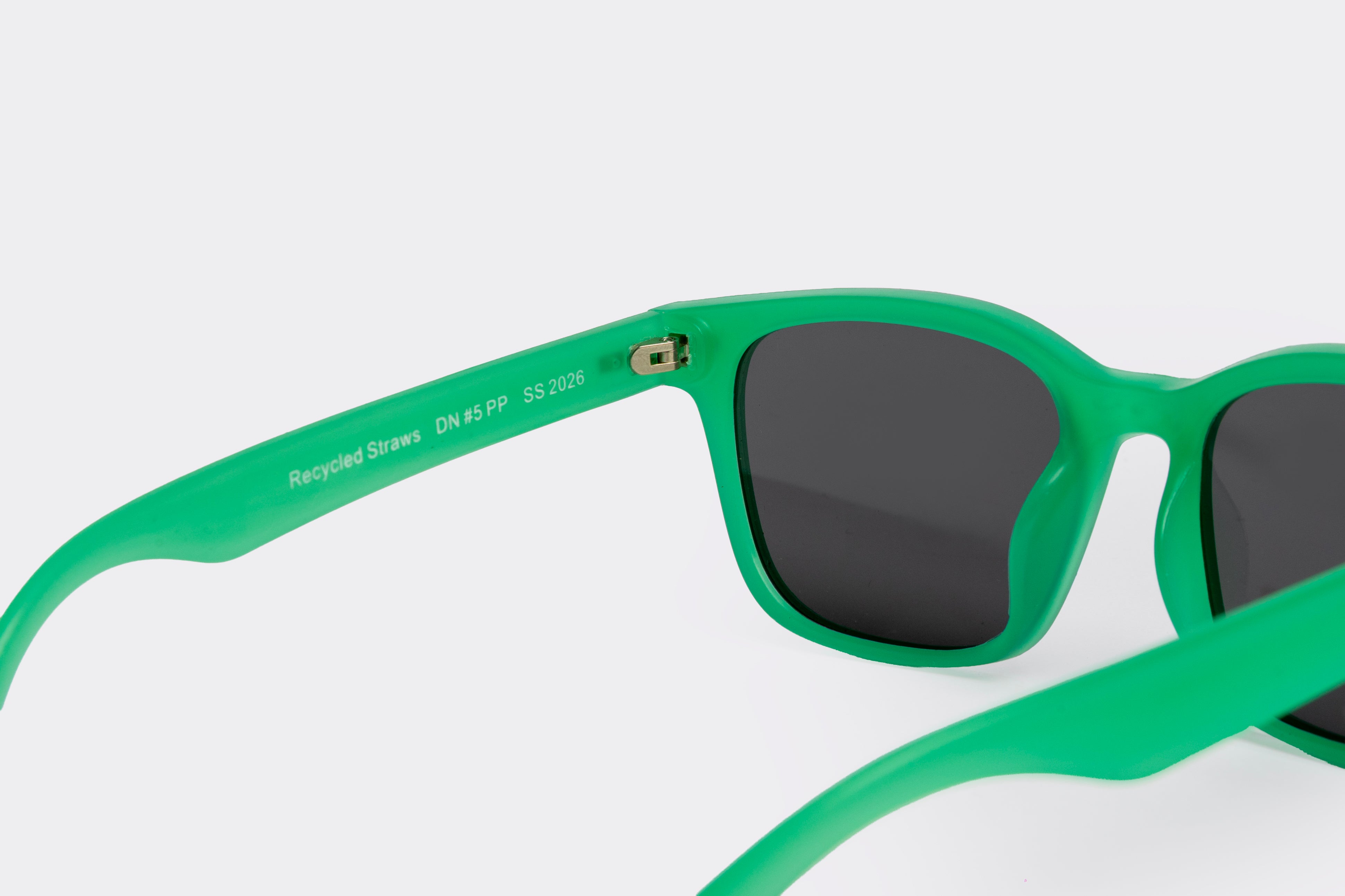Gaia Green Dark Green