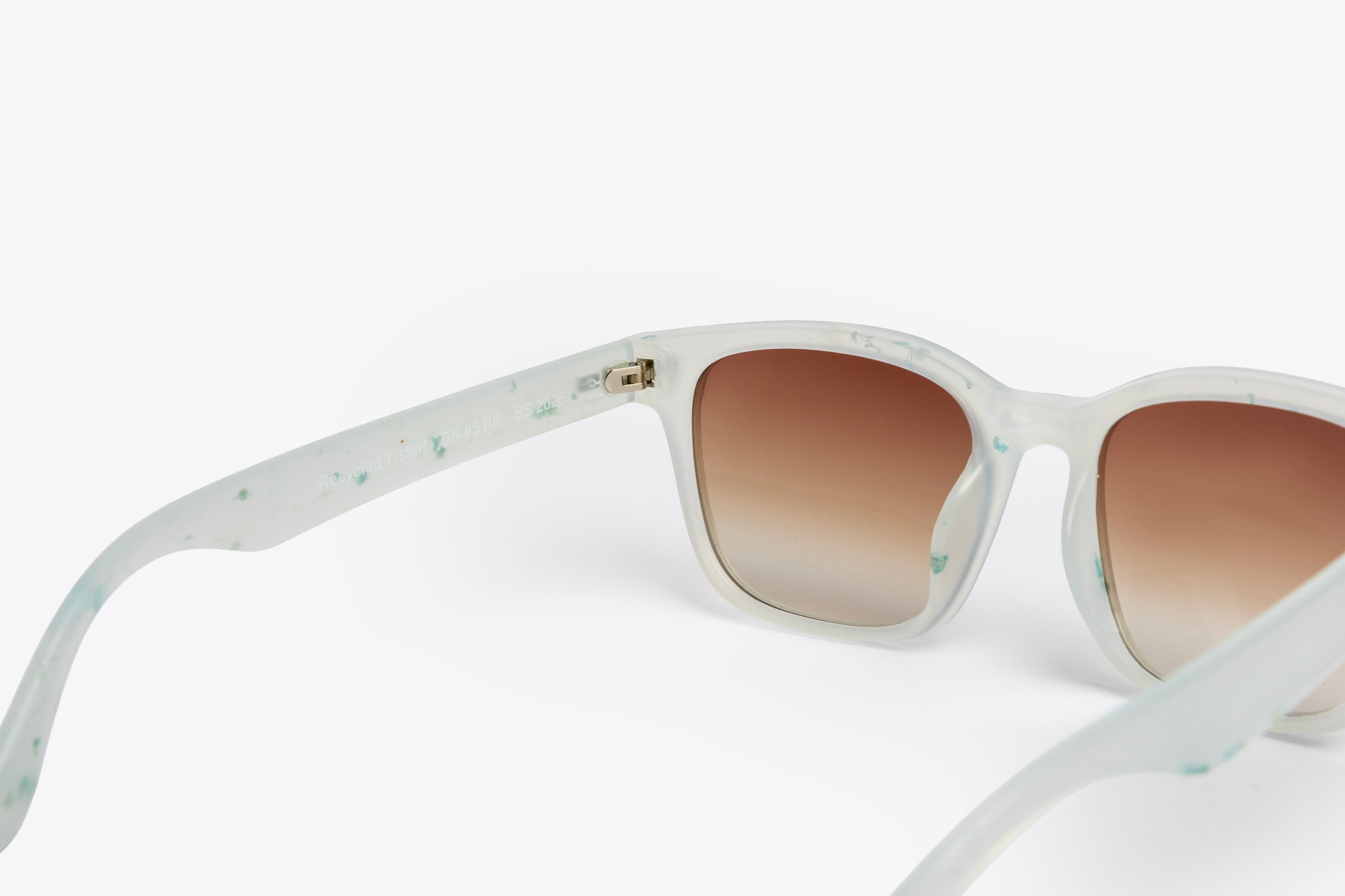 Gaia White Gradient Brown