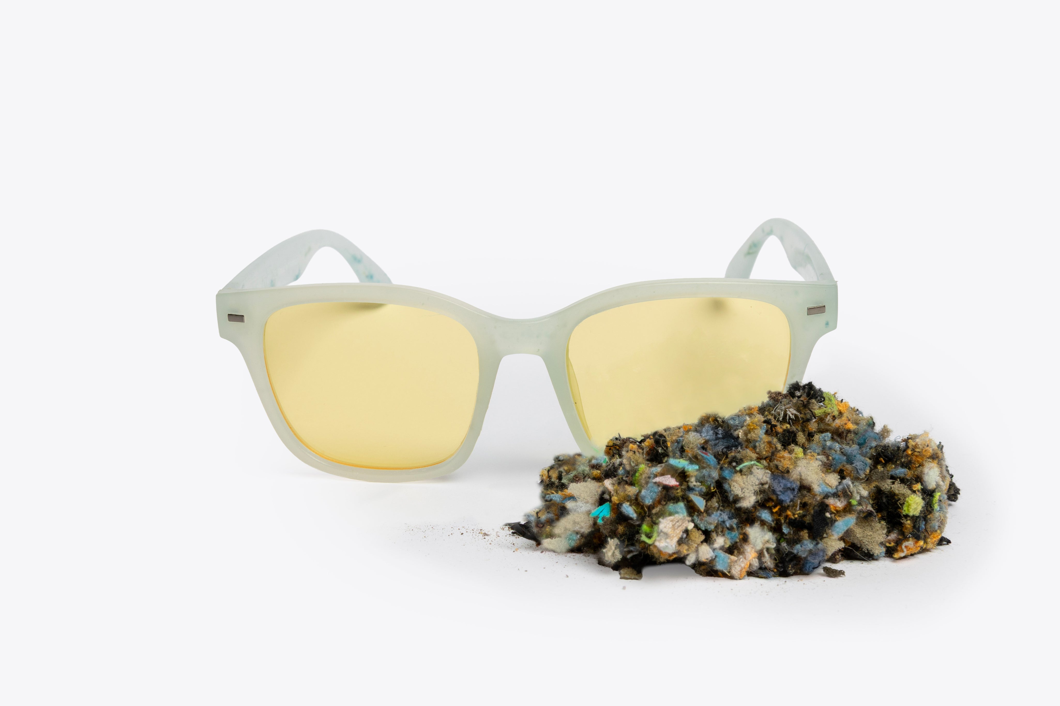 Gaia White Yellow