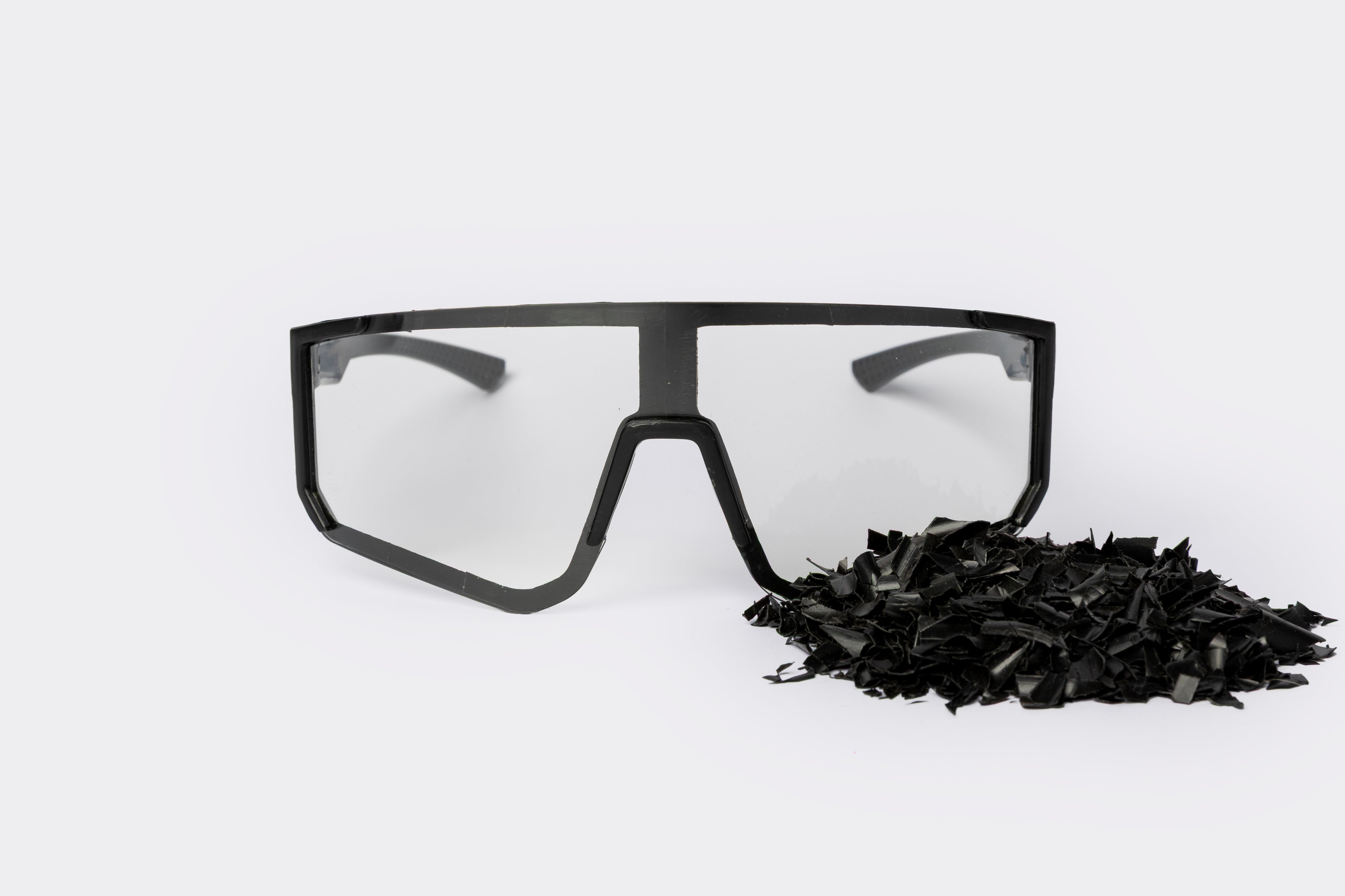 Sapa v. 2.0 Re-Run Black Photochromic Silver