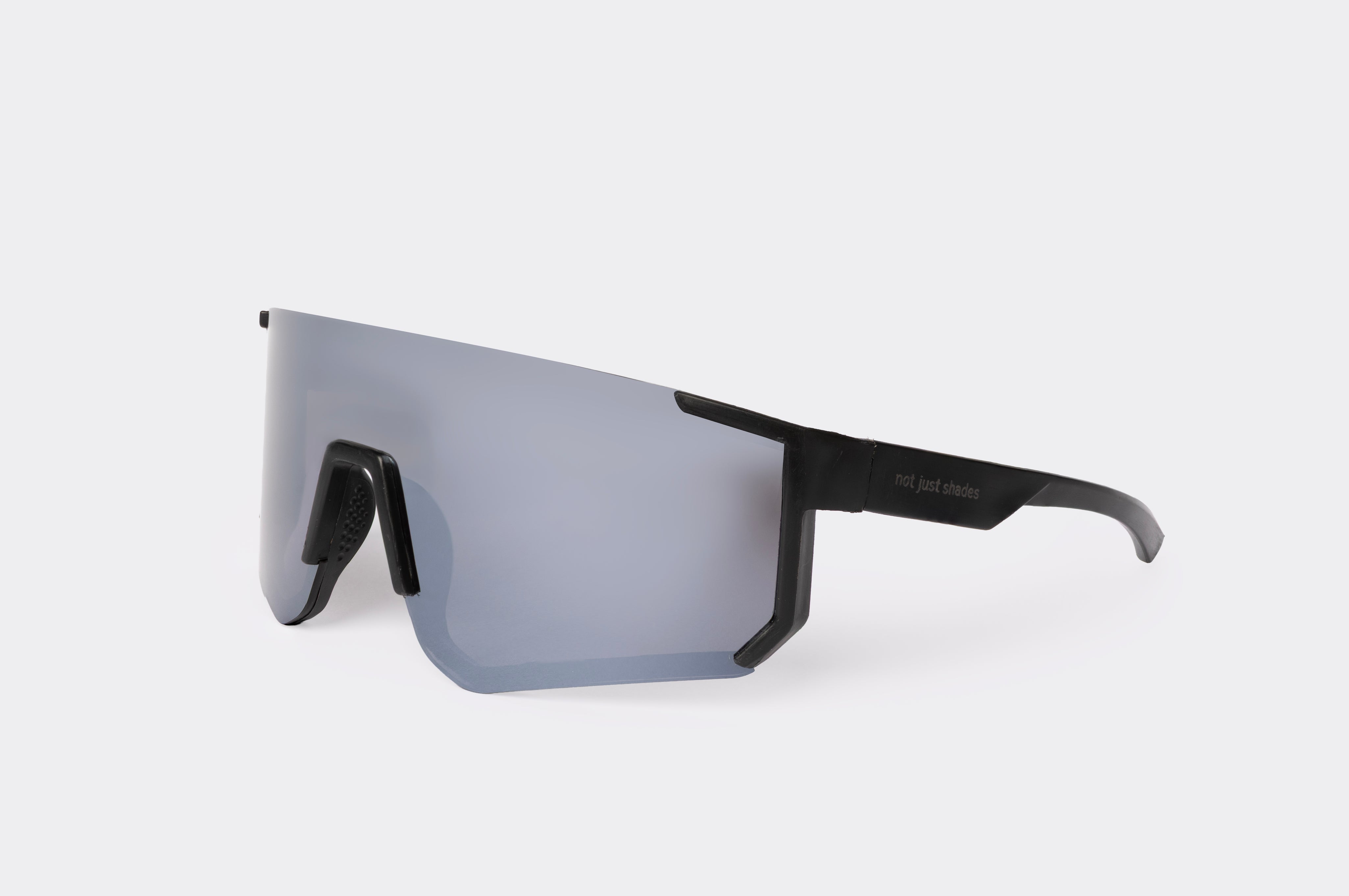Sapa v. 2.0 Re-Run Black Photochromic Silver
